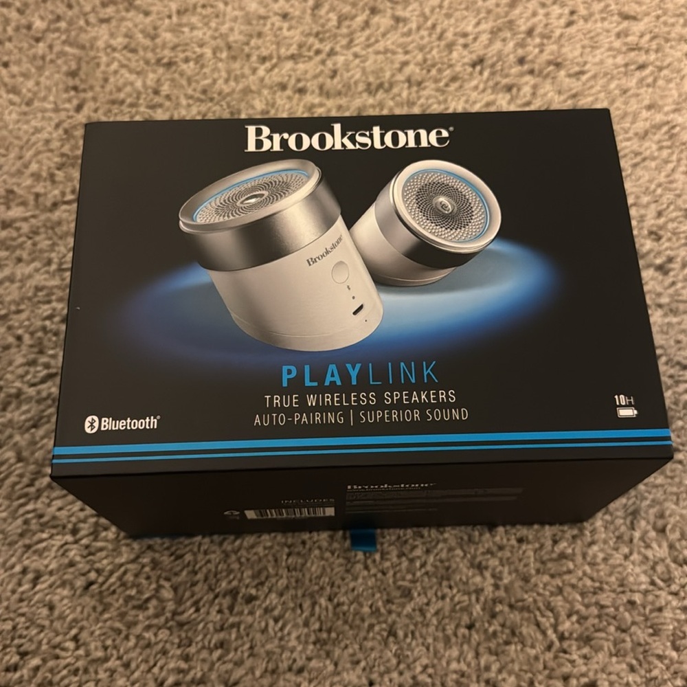 NWT Brookstone Playlink Wireless Speakers